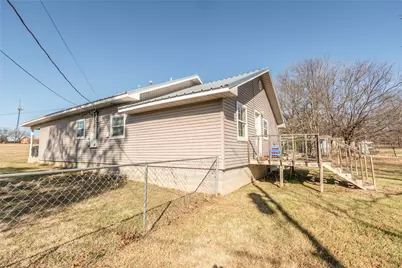 180 Trail Drive, Bowie, TX 76230 - Photo 13