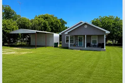 180 Trail Drive, Bowie, TX 76230 - Photo 1