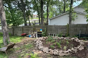 115 Cottonwood Trail, Gun Barrel City, TX 75156 - Photo 7