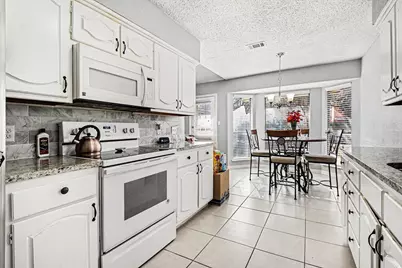 2433 Hallmark Street, Grand Prairie, TX 75052 - Photo 9