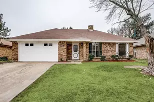 2433 Hallmark St, Grand Prairie, TX 75052 - Photo 1