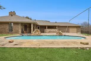 116 Timberview Ct, Burleson, TX 76028 - Photo 33