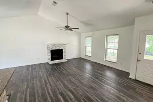 3728 Flintwood Trail, Fort Worth, TX 76137 - Photo 13
