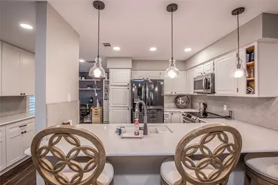 135 Pleasant Grove Lane, Waco, TX 76712 - Photo 7