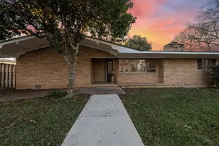 506 E Ave G, Valley Mills, TX 76689 - Photo 37