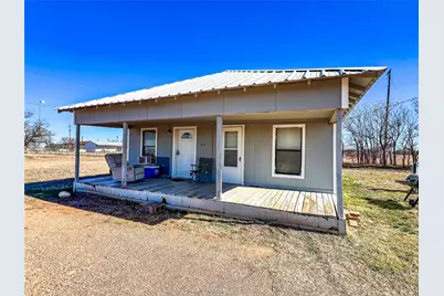 428 E 8th Street, Aspermont, TX 79502 - Photo 1