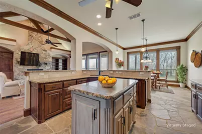 1088 Shadow Lakes Drive, Wills Point, TX 75169 - Photo 15