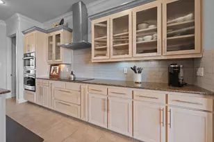 608 Elm Hill Blvd, Burleson, TX 76028 - Photo 11