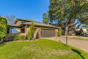 2 Crown Pl, Richardson, TX 75080 - Photo 3