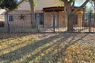 10109 Oldfield Ct, Fort Worth, TX 76244 - Photo 13