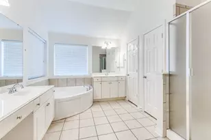 10109 Oldfield Ct, Fort Worth, TX 76244 - Photo 7