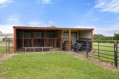 2560 Shady Oaks Circle, Glen Rose, TX 76043 - Photo 11