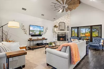 2560 Shady Oaks Circle, Glen Rose, TX 76043 - Photo 15