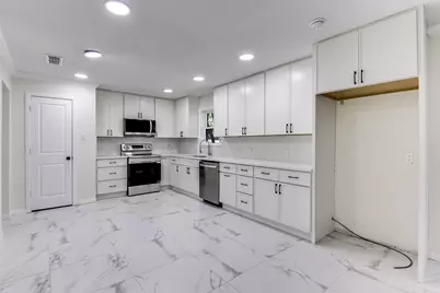 258 Somerset Terrace, Bedford, TX 76022 - Photo 11