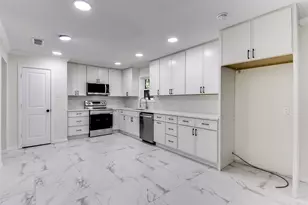 258 Somerset Terrace, Bedford, TX 76022 - Photo 11