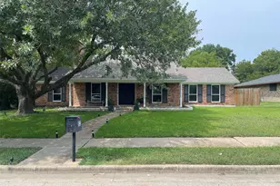 933 Waynelee Dr, Lancaster, TX 75146 - Photo 1