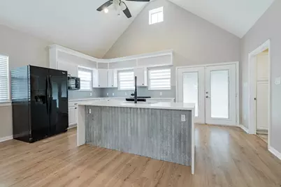 8306 Chesham Drive, Rowlett, TX 75088 - Photo 9