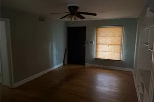 812 Westway St, Denton, TX 76201 - Photo 5