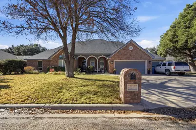 1633 Morris Avenue, Sweetwater, TX 79556 - Photo 1