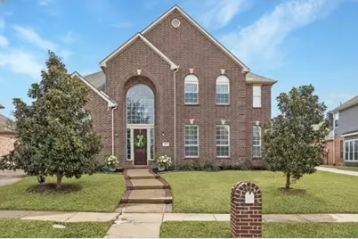 138 Creekside Drive, Murphy, TX 75094 - Photo 1