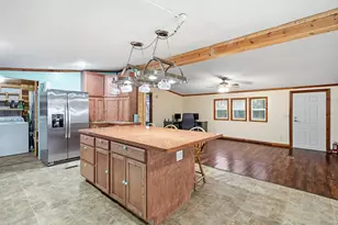 2421 Edwards Rd, Van Alstyne, TX 75495 - Photo 9
