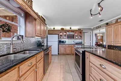 102 County Road 424A, Lorena, TX 76655 - Photo 5