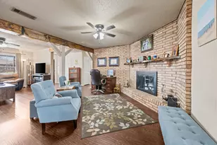 2125 Shady Brook Dr, Bedford, TX 76021 - Photo 5