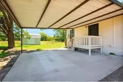 307 S Crockett Street, Edgewood, TX 75117 - Photo 5