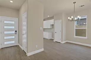 5618 Barkridge Dr, Granbury, TX 76048 - Photo 7