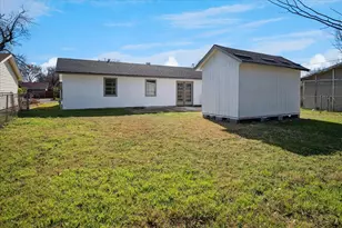 1809 Dunning St, Irving, TX 75061 - Photo 11