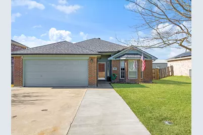 605 Waterford Street, Farmersville, TX 75442 - Photo 1