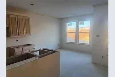 707 Bass Lake Lane, Cleburne, TX 76033 - Photo 5