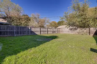 836 Summercrest Blvd, Burleson, TX 76028 - Photo 21