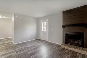 836 Summercrest Blvd, Burleson, TX 76028 - Photo 5