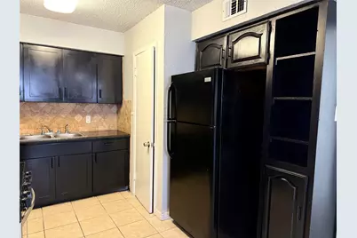 821 Lilac Drive, Garland, TX 75040 - Photo 13