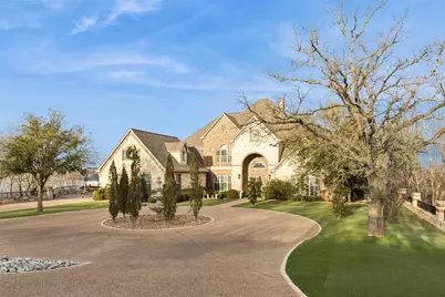 826 Cimmarron Bay Drive, Runaway Bay, TX 76426 - Photo 3