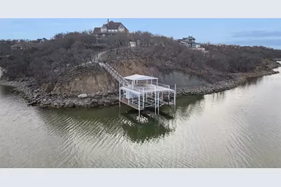 826 Cimmarron Bay Drive, Runaway Bay, TX 76426 - Photo 7