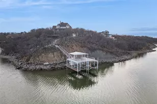 826 Cimmarron Bay Dr, Runaway Bay, TX 76426 - Photo 7