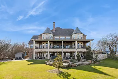 826 Cimmarron Bay Drive, Runaway Bay, TX 76426 - Photo 15