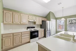 1008 Sanmar Dr, Flower Mound, TX 75028 - Photo 5