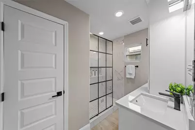 1503 E Lakeview Drive, Dallas, TX 75216 - Photo 19