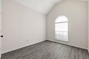 1401 Danielle Dr, Bedford, TX 76021 - Photo 17