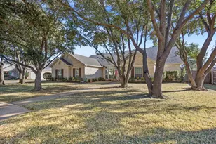5620 Landsdown Dr, Waco, TX 76708 - Photo 3