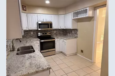 500 Button Willow Court, Irving, TX 75063 - Photo 5