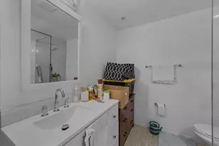 8411 Oak Stream Dr, Dallas, TX 75243 - Photo 23