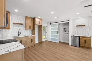 2837 Elsie Faye Heggins St, Dallas, TX 75215 - Photo 13