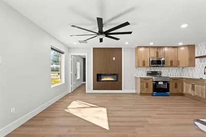 2837 Elsie Faye Heggins Street, Dallas, TX 75215 - Photo 9