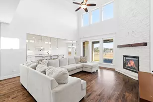 105 Sanders Dr, Waxahachie, TX 75165 - Photo 7