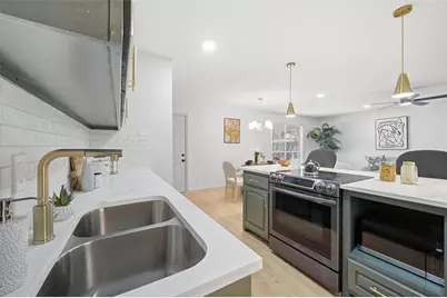 512 Meadow Street, Saginaw, TX 76179 - Photo 5