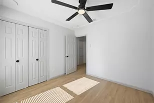 512 Meadow St, Saginaw, TX 76179 - Photo 17